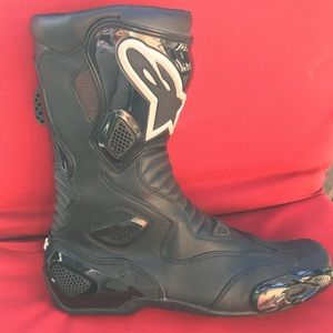 Alpine Star”s Motorcycle Boots